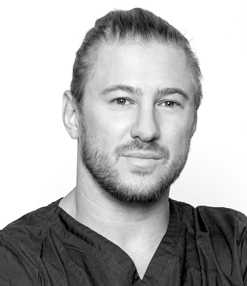 Dr. Christian Schmeiser